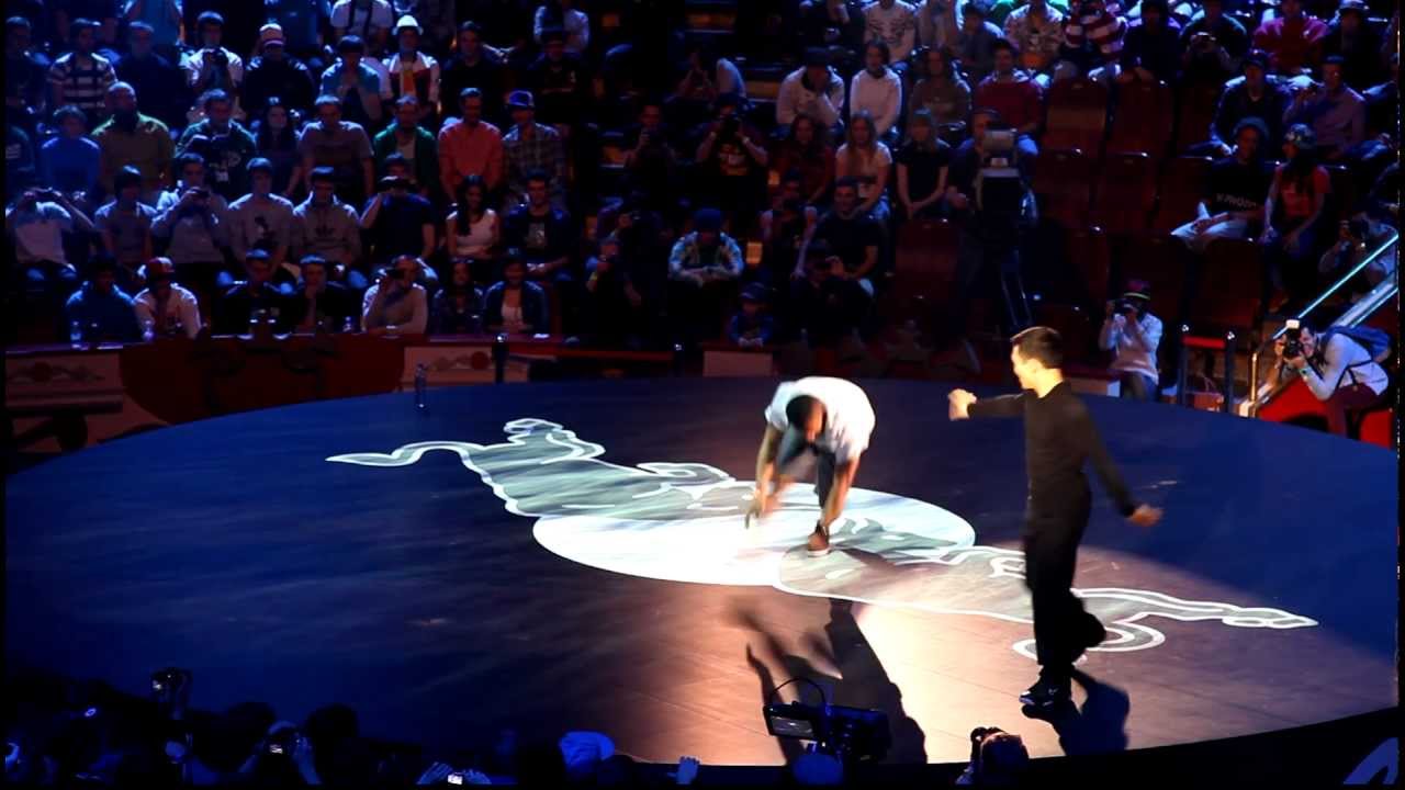 Red Bull BC One 26.11.2011 Moscow (Flying Buddha vs. Neguin)