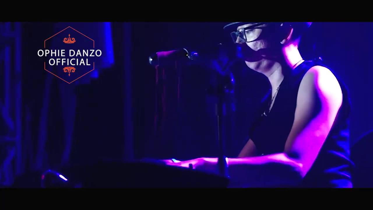 Opera band Hentikan Saja LIVE - Ophie Danzo