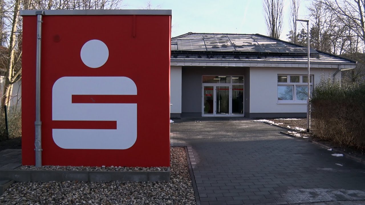 PUNKTum Sparkassenfiliale in Klostermansfeld wiedereröffnet