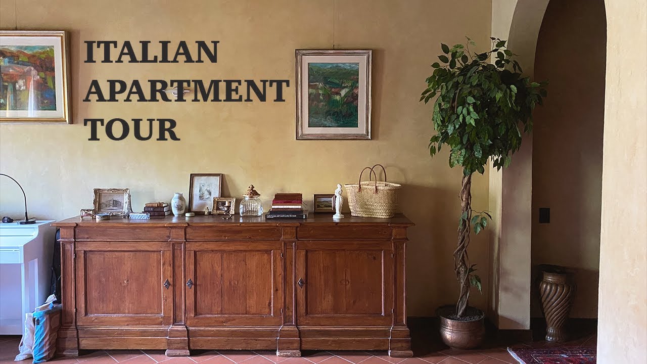 Italian Apartment Tour: Look Around My New Apartment in Mantova!