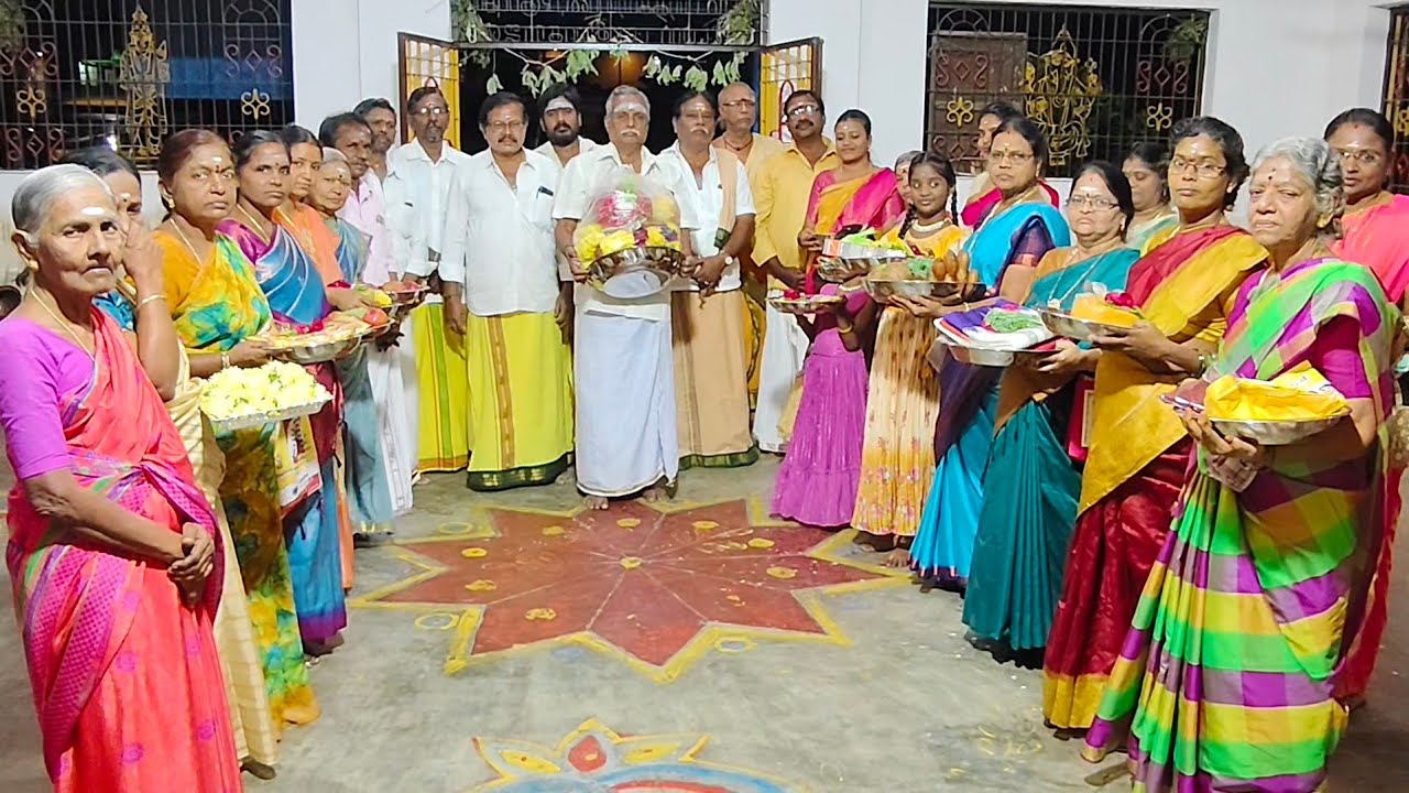சீர்வரிசை வழங்குதல்.