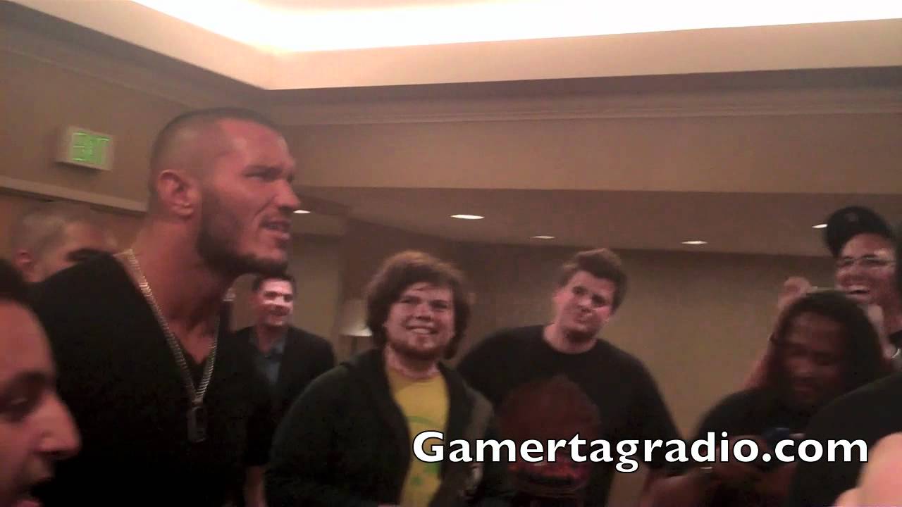WWE '12 Community Day: Meeting Randy Orton - Gamertagradio.com