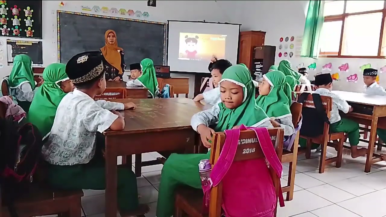 BU INA UKIN MAULANA MALIK IBRAHIM MALANG Batch 4 2025/2026