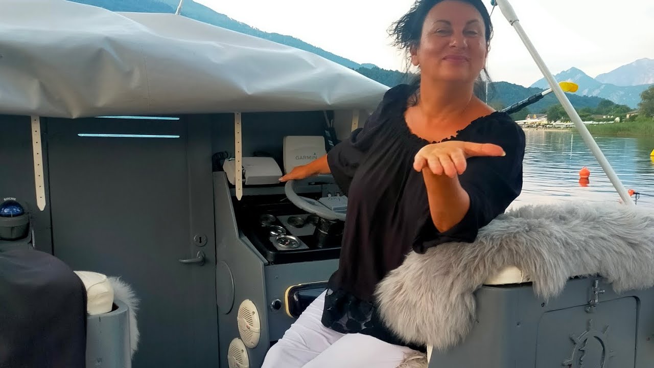 Италия, озеро Caldonazzo, спуск на воду. Varo della barca ⛵