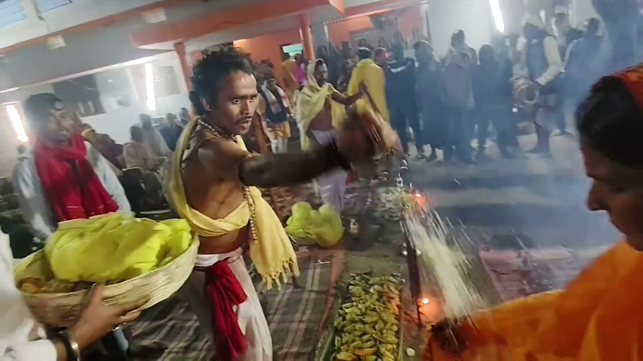 , देखिए भैया बाबा का नूतन गांव गिला मिर्च में हो रहा है देख पूरा वीडियो