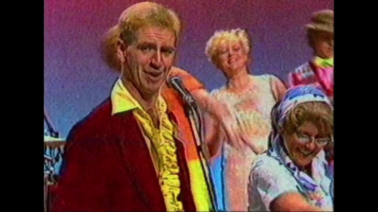 The Castanet Club perform 'Abba Dabba Honeymoon' on Hey Hey it's Saturday Night!