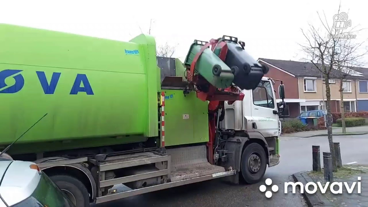 vuilniswagen van rova