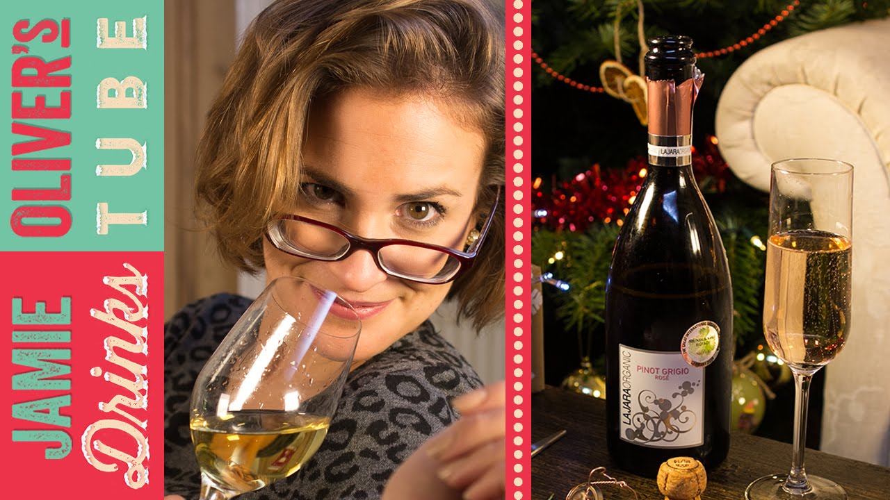 Perfect Wine Gifts for Christmas | Amelia Singer