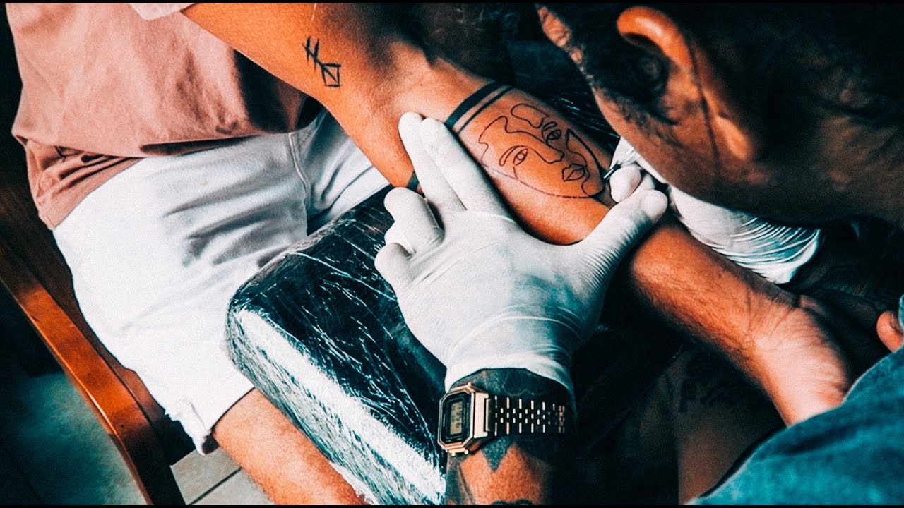 WITH MARTIN GARRIX TO JAKARTA AND GETTING A NEW TATTOO - VLOG 7