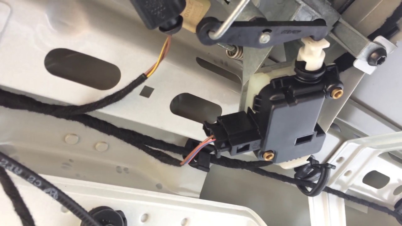 VW Polo 9N - Hecklappen Verriegelungsmotor/Kabelbaum defekt (Zentralverriegelung)