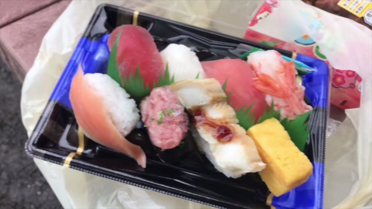 è buono il sushi del supermercato? (in Giappone)