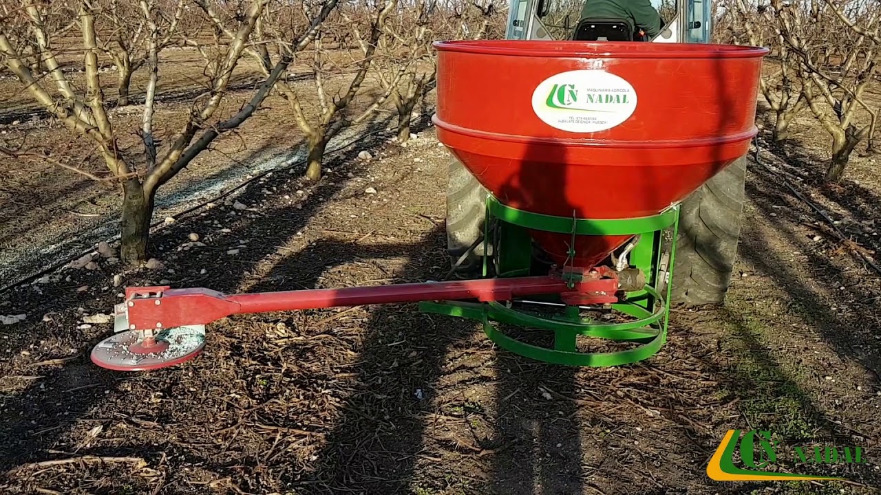 Abonadora localizadora para frutales NADAL SD-800 con tubo sinfín