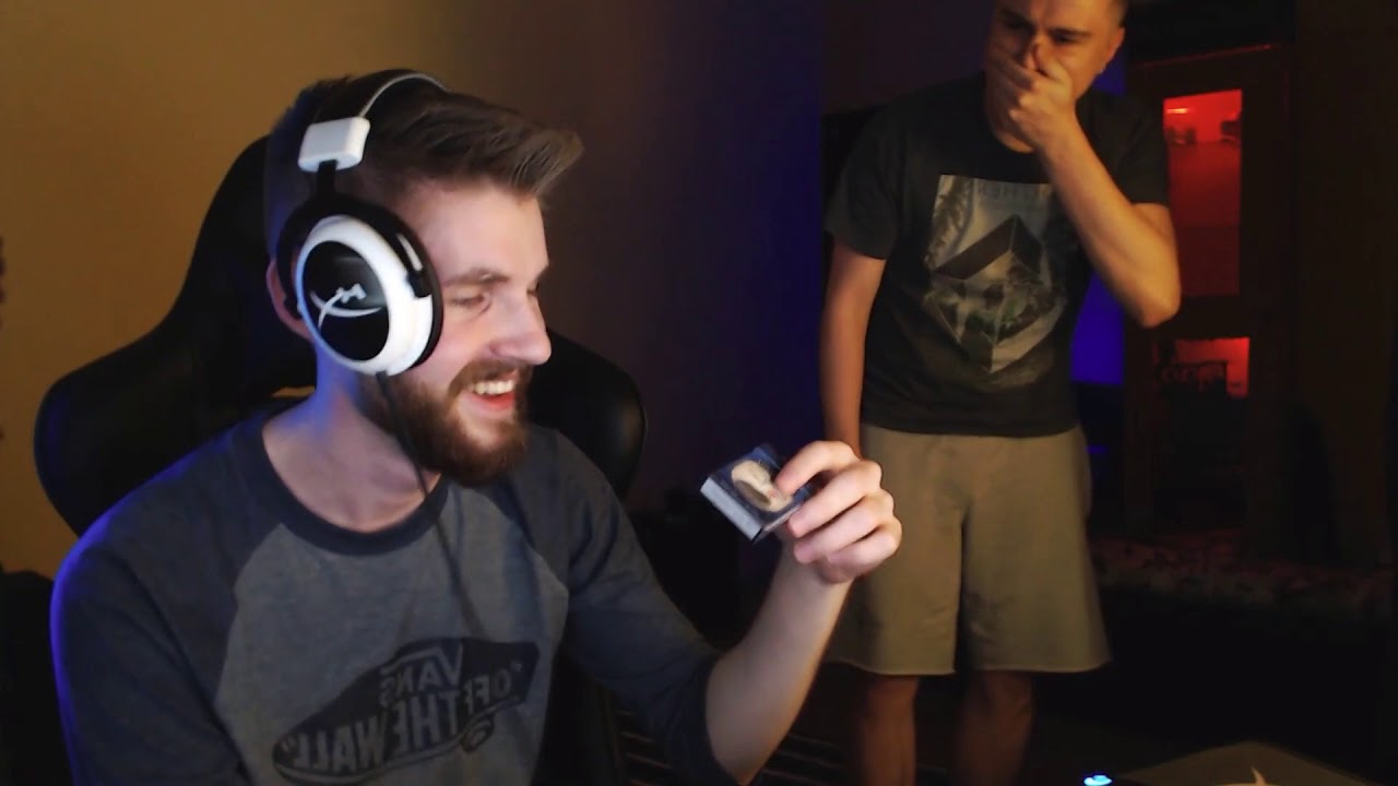 RedgieBeardo - PUBG GOD ? Frag Movie