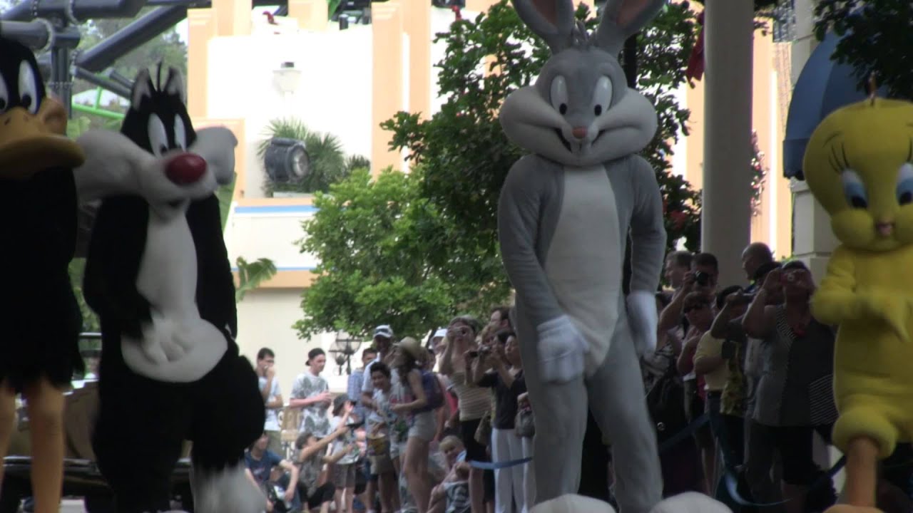 Looney Tunes characters shuffle at Warner Bros. Movie World