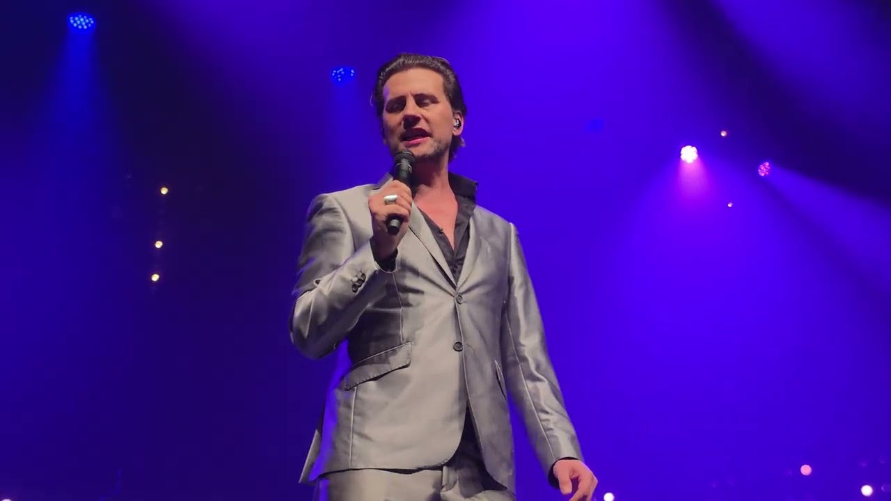 Bouke 'You don't have to say you love me' 31 oktober 2025 Markant Uden 