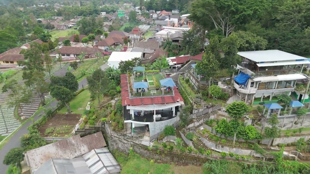 Indah Alam Rest Area - Resto & Cafe in Kopeng