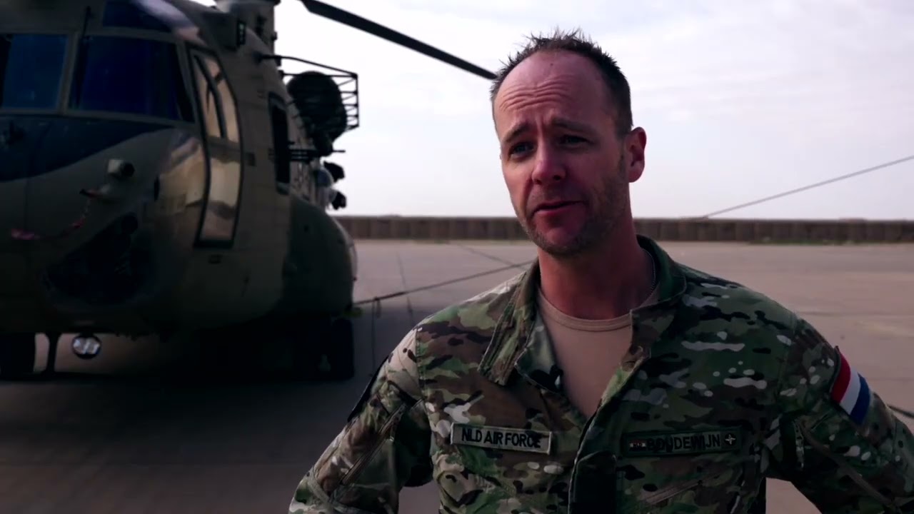 Dutch Chinook-helicopters leave Irak