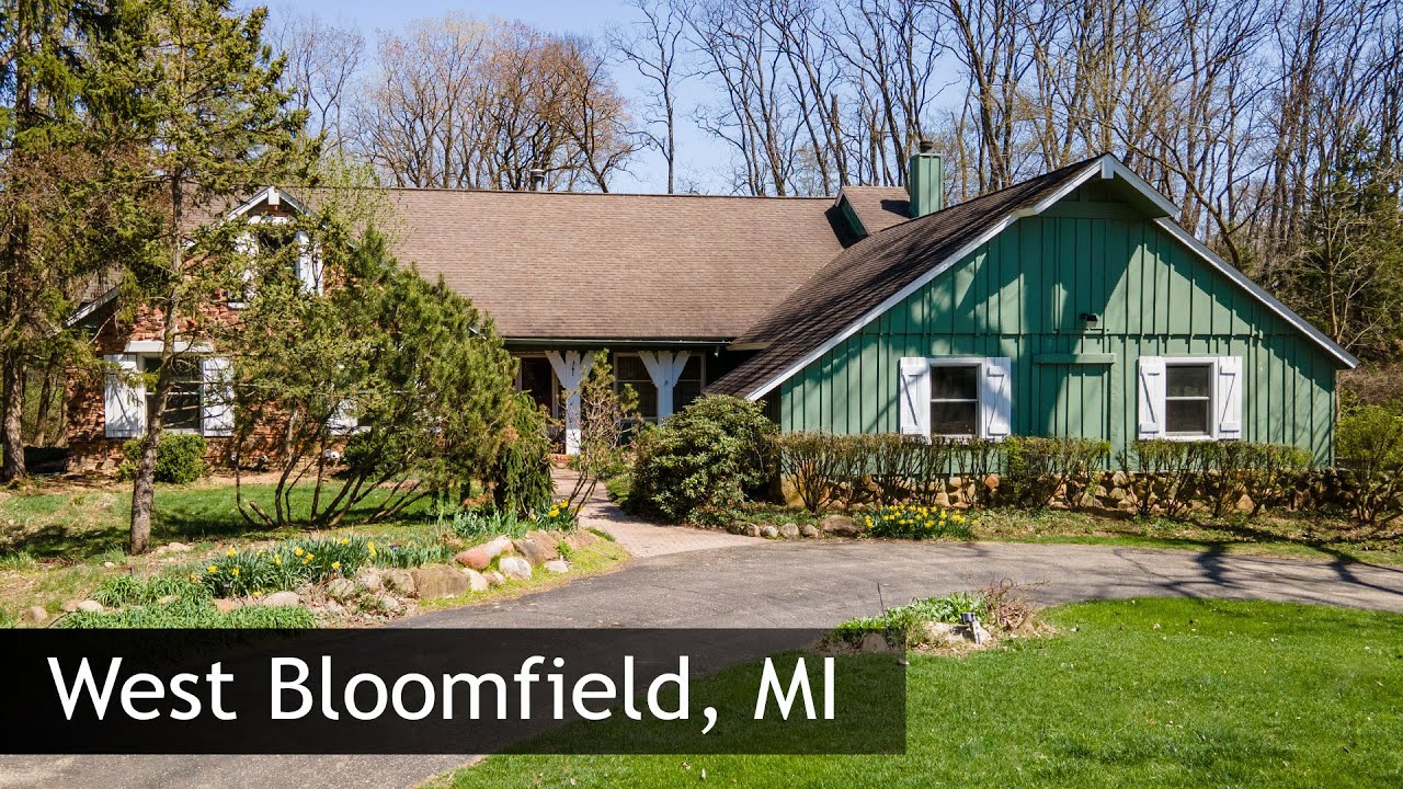 Tour of 6609 Bloomfield Lane |  West Bloomfield, MI Real Estate & Homes