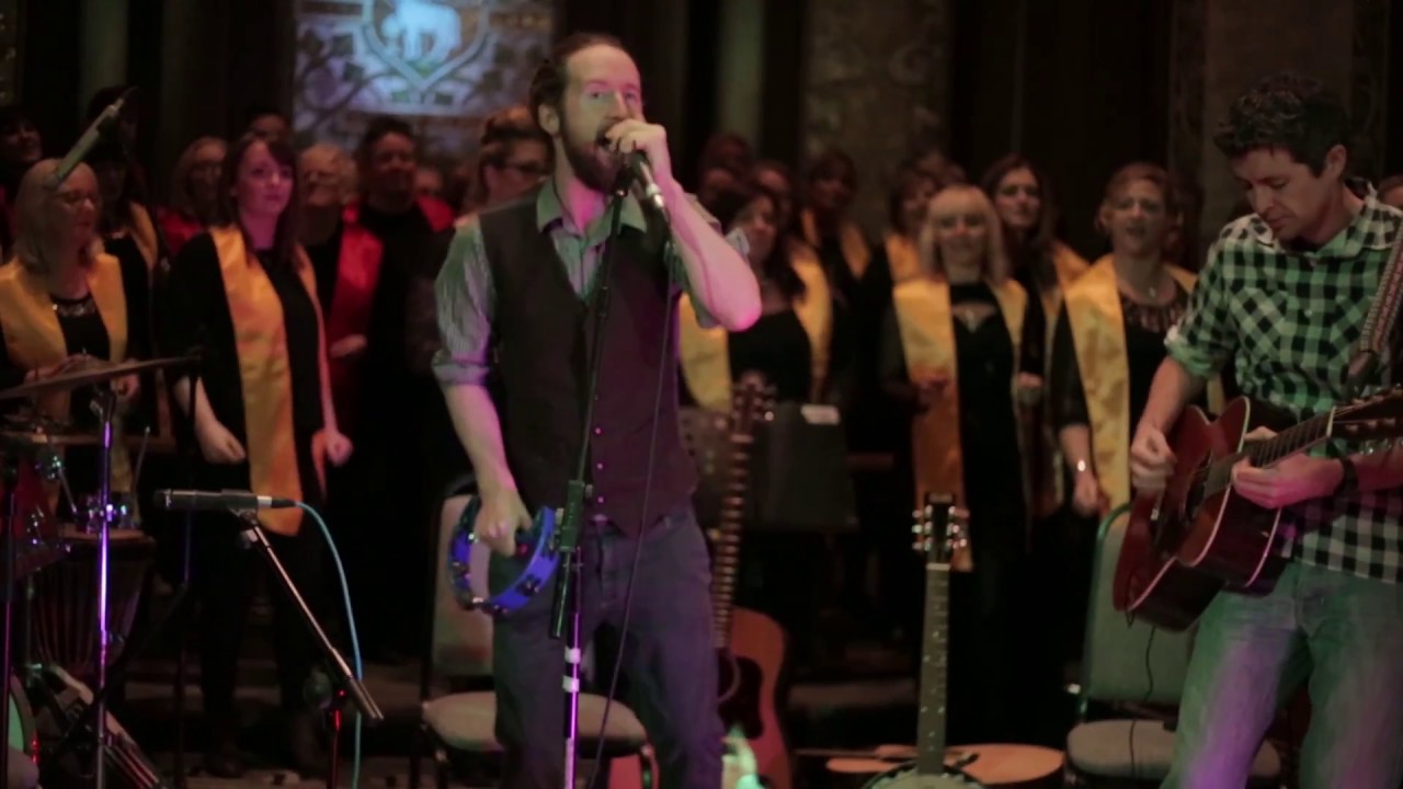Niall Mc Guigan - Grandma's Hands with SUSO Choir