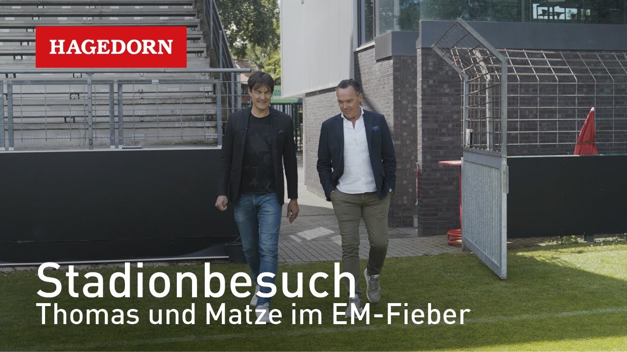 Thomas Hagedorn und Matze Knop im Stadion, wo die portugiesische Nationalmannschaft trainiert