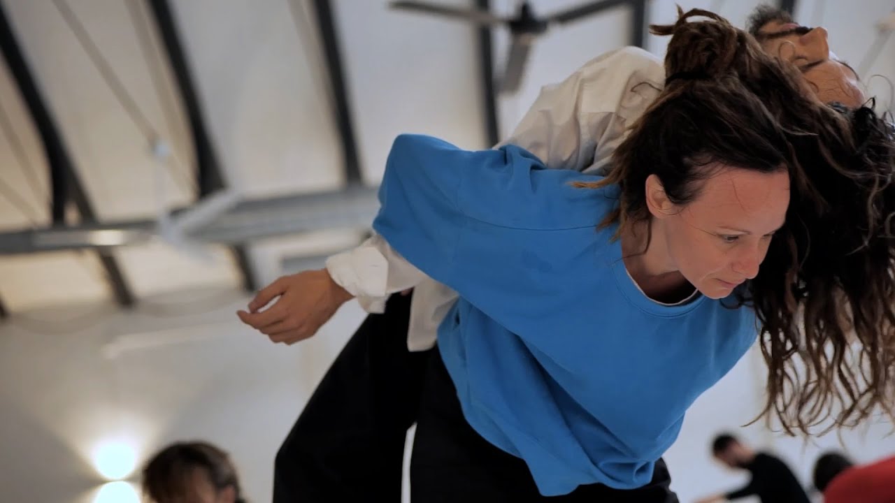 Contact Improvisation Dance