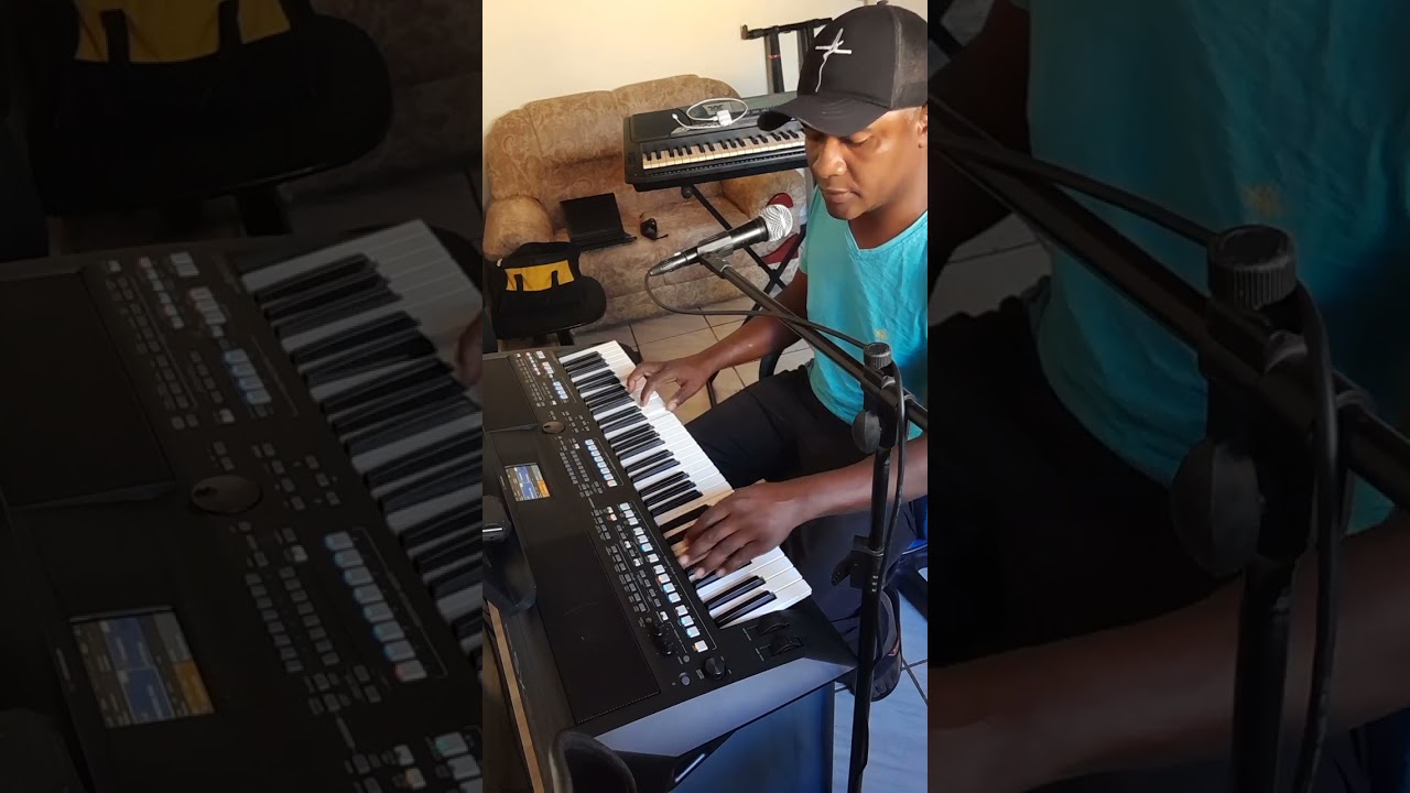 Gospel no Yamaha psr sx600 .. sampleado