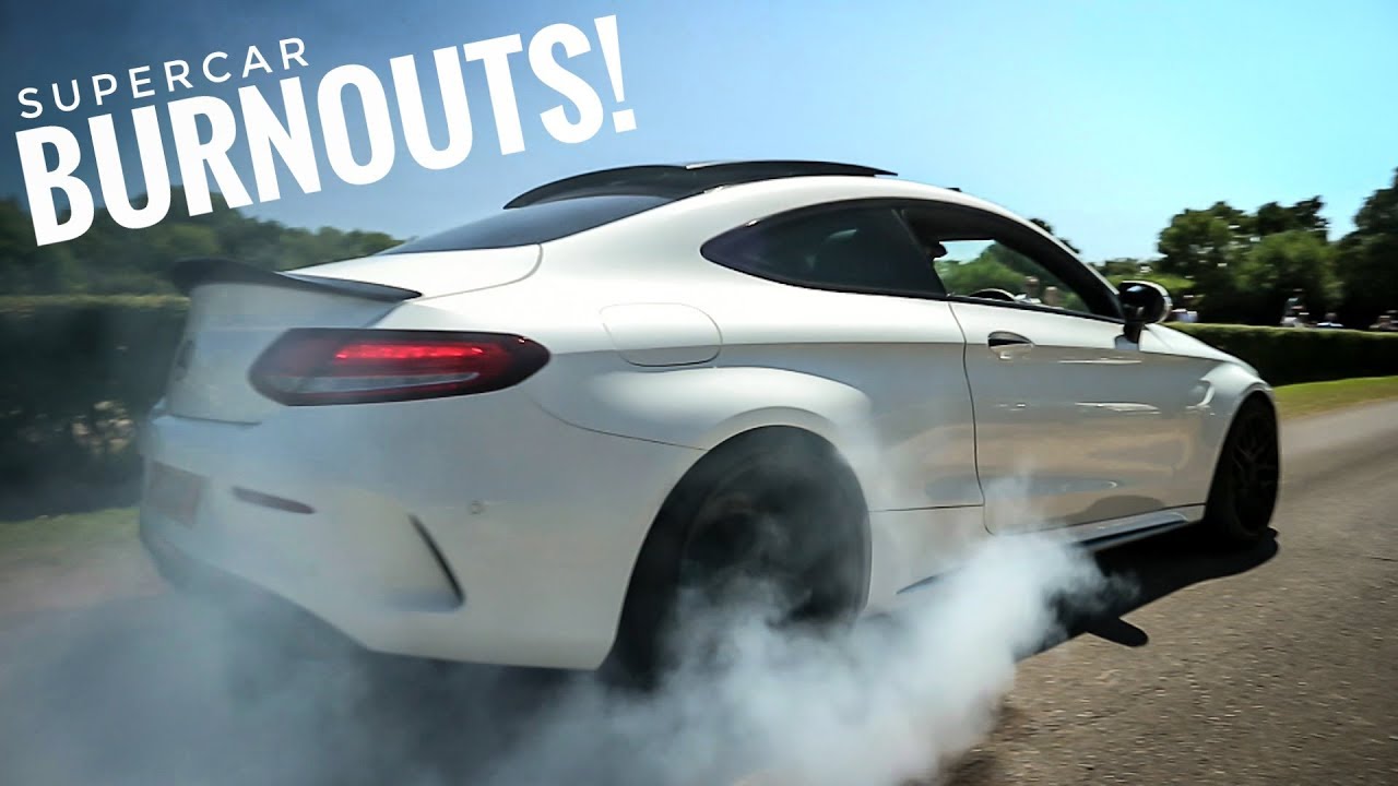 Cars Leaving a Car Show In Style, Ft. Supercars Of London | VVSUK Supercar Saturday