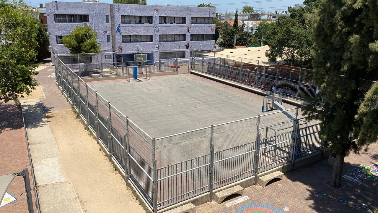 קליפ צוות ביה"ס כצנלסון חולון מסיים את שנת תשפ"ד