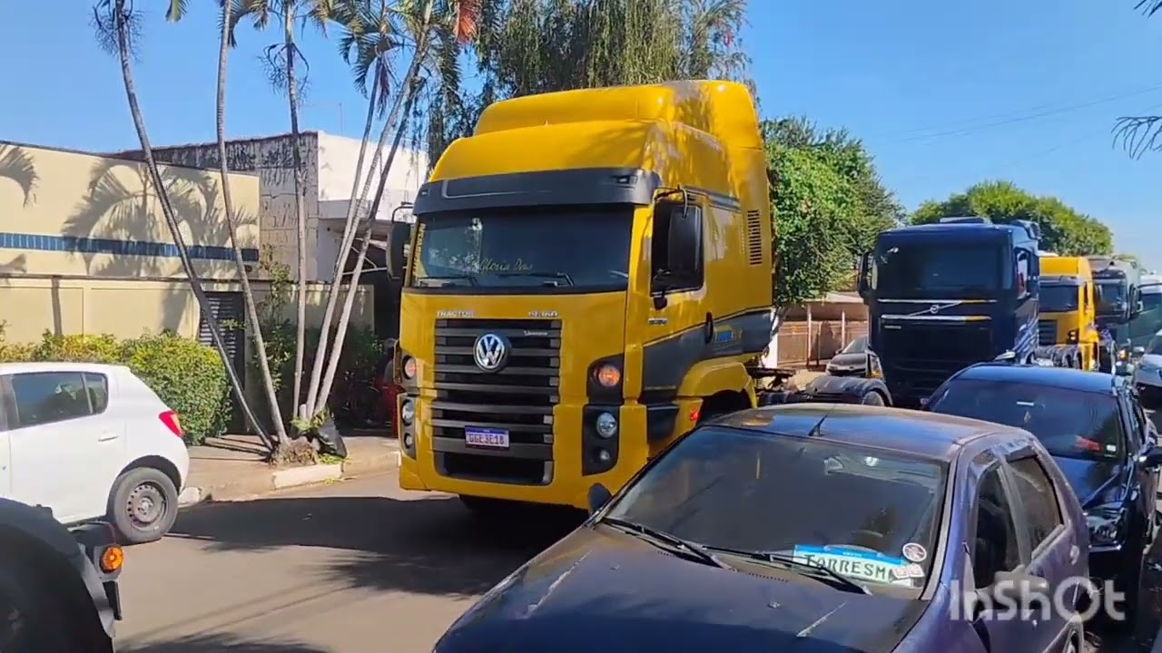 CHEGADA DOS CAMINHÕES NO ENCONTRO DE CAMINHONEIROS DE COSMÓPOLIS SP !!