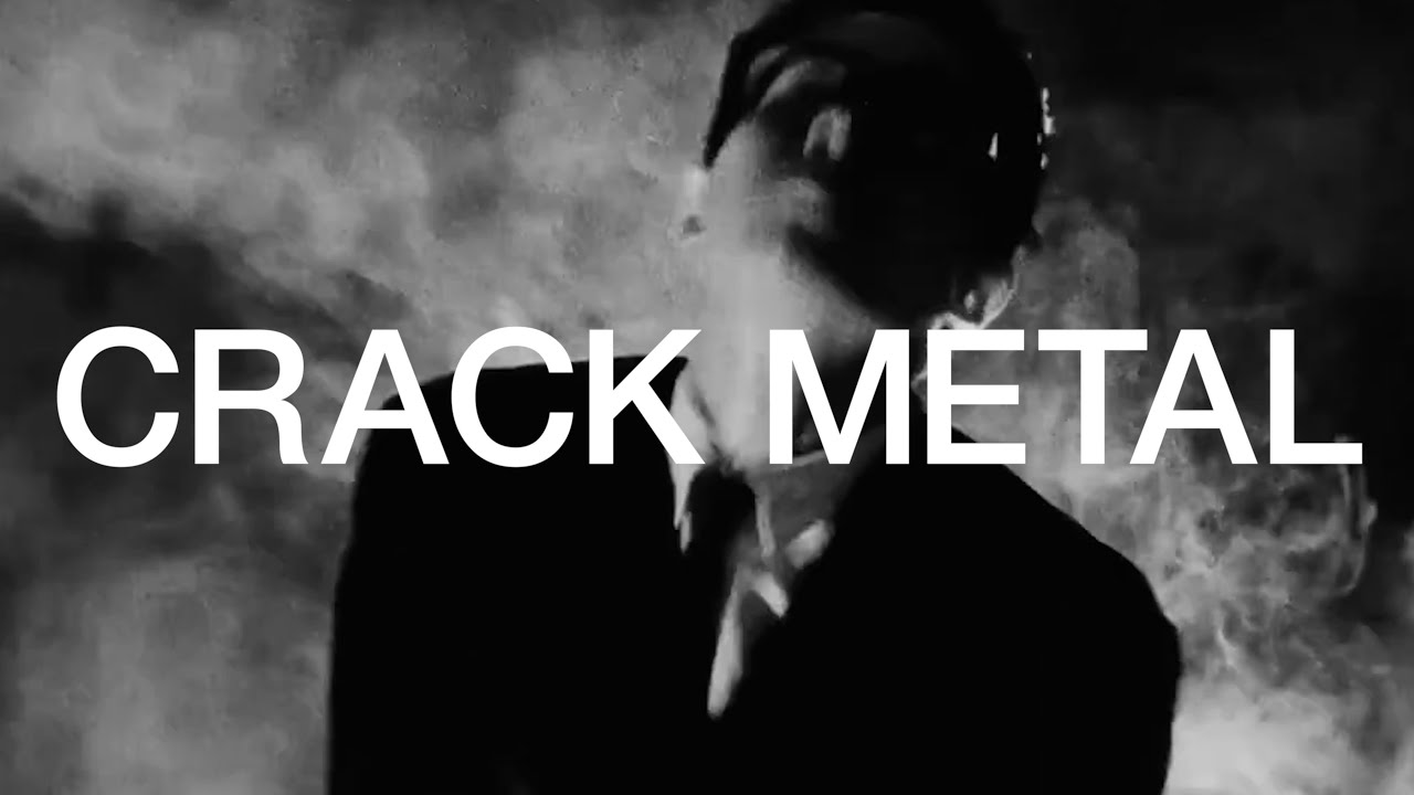 HEALTH :: CRACK METAL