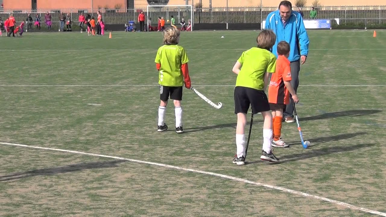 Hockeywedstrijd MHC Heerhugowaard JE3 - AMHC Westerpark JE3