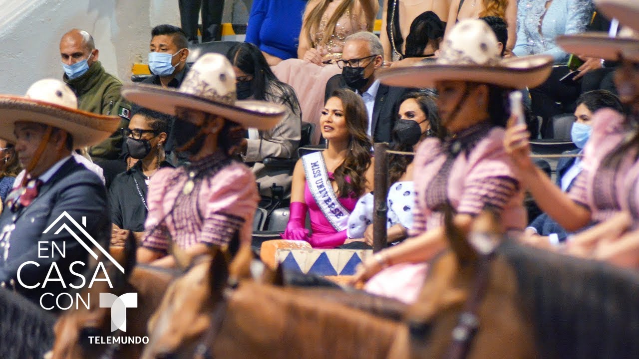 Andrea Meza coron&oacute; a D&eacute;bora Hallal como Mexicana Universal | Telemundo