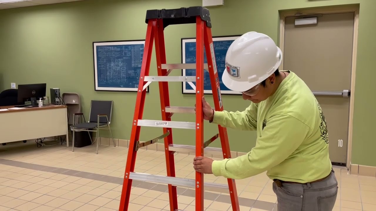 Cómo Inspeccionar Una Escalera