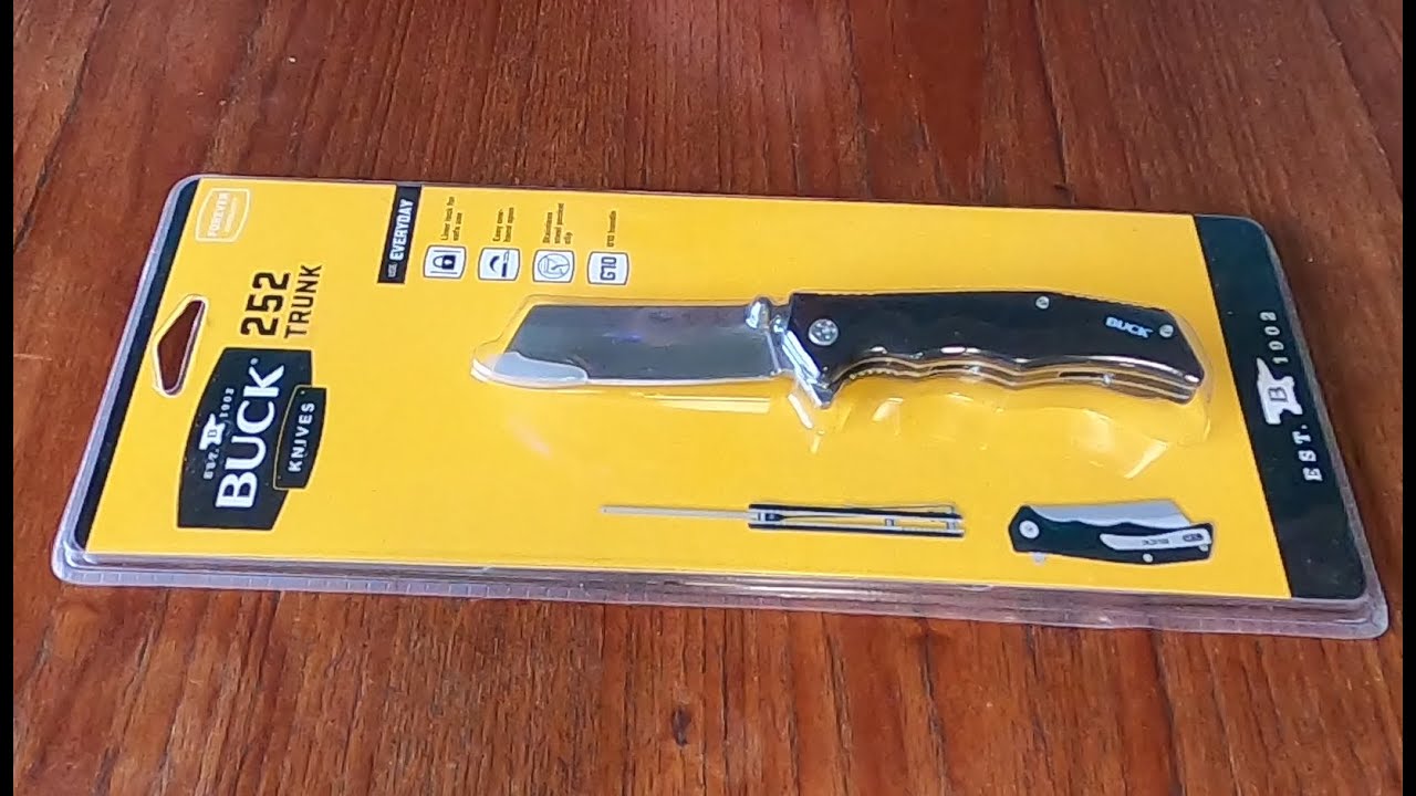 Buck 252 Trunk unboxing