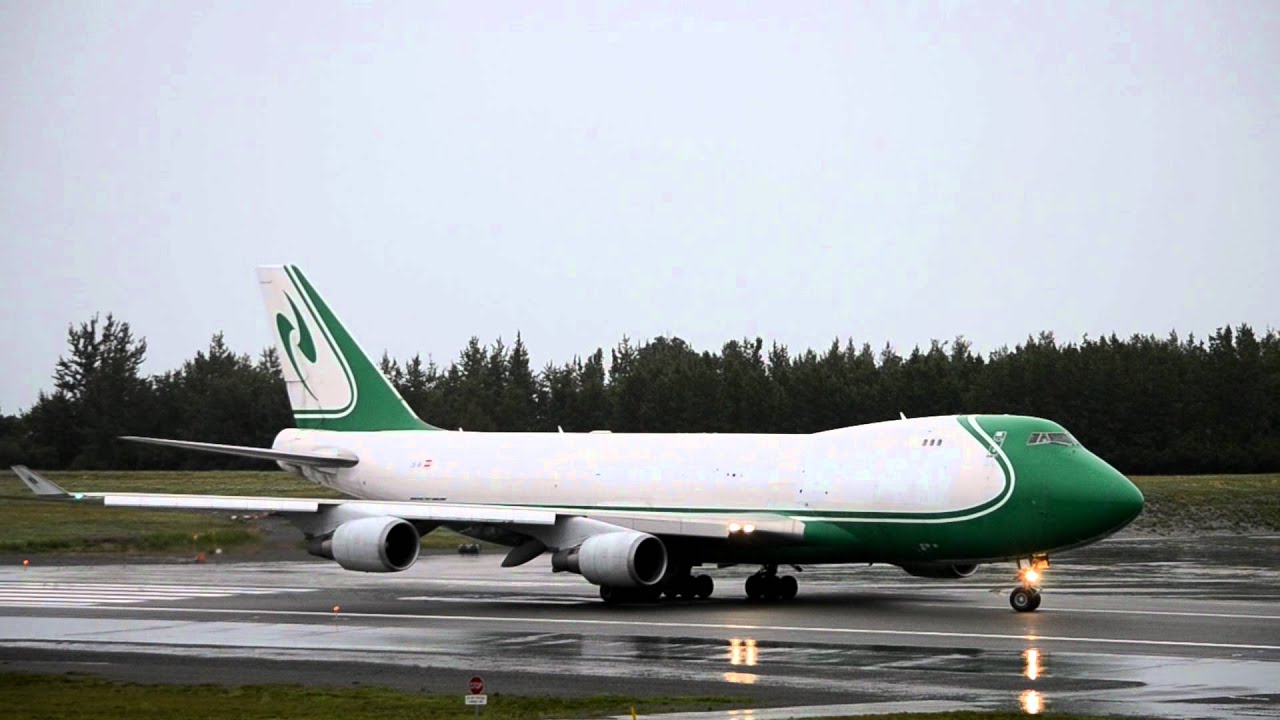 Cathay Pacific Cargo (Jade Cargo/unmarked) Boeing 747-400ER(F) take off Anchorage