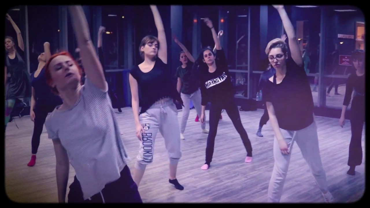 CURS DE DANS CONTEMPORAN | Open Level