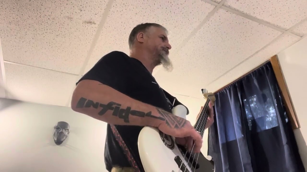 Bass Practice - The Beautiful People by Marilyn Manson