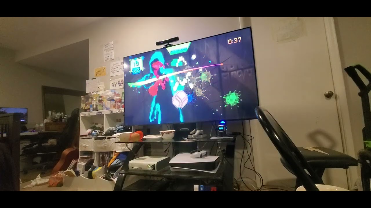 1 minute of fruit ninja kinect!!! 