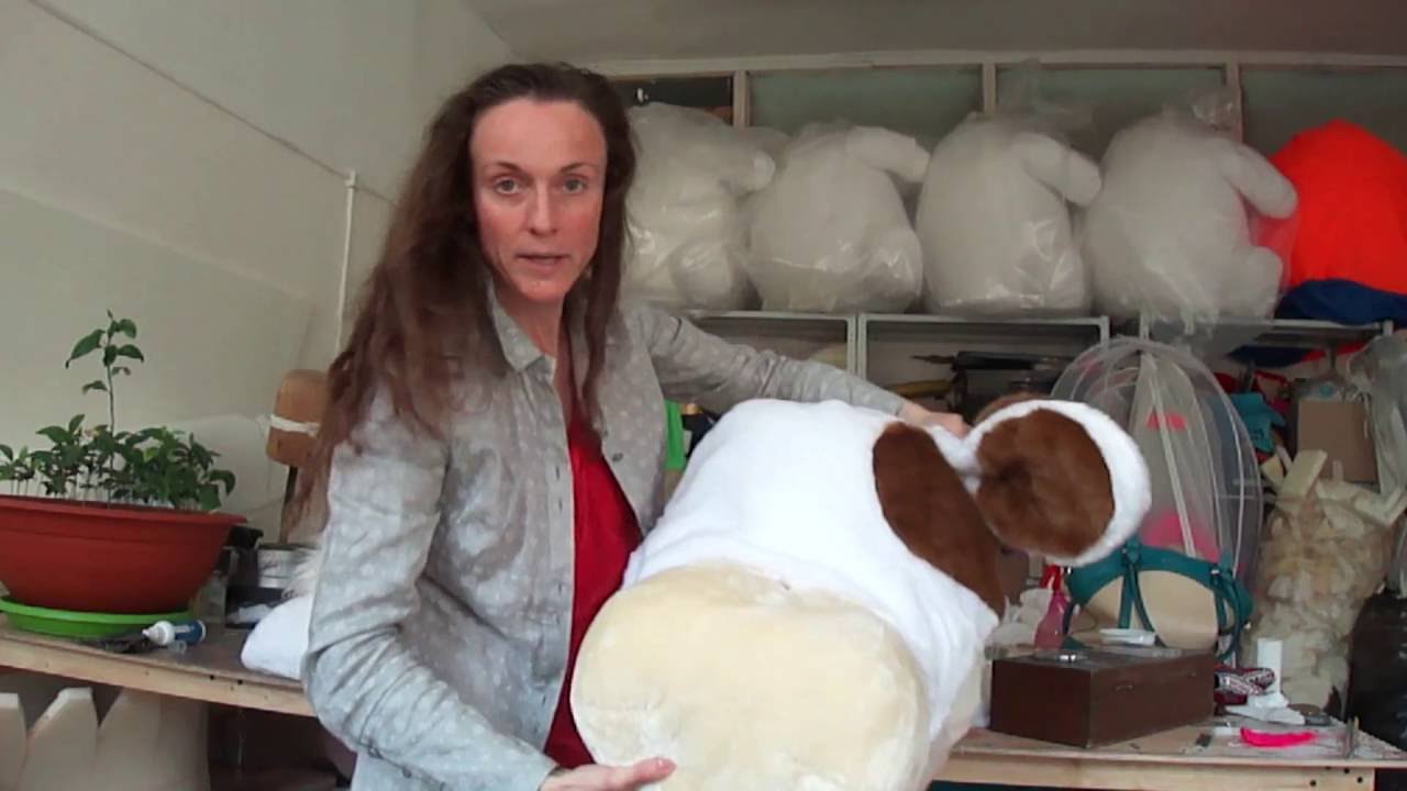 Как сделать голову ростовой кукле Корова и в конце костюм готов - обзор