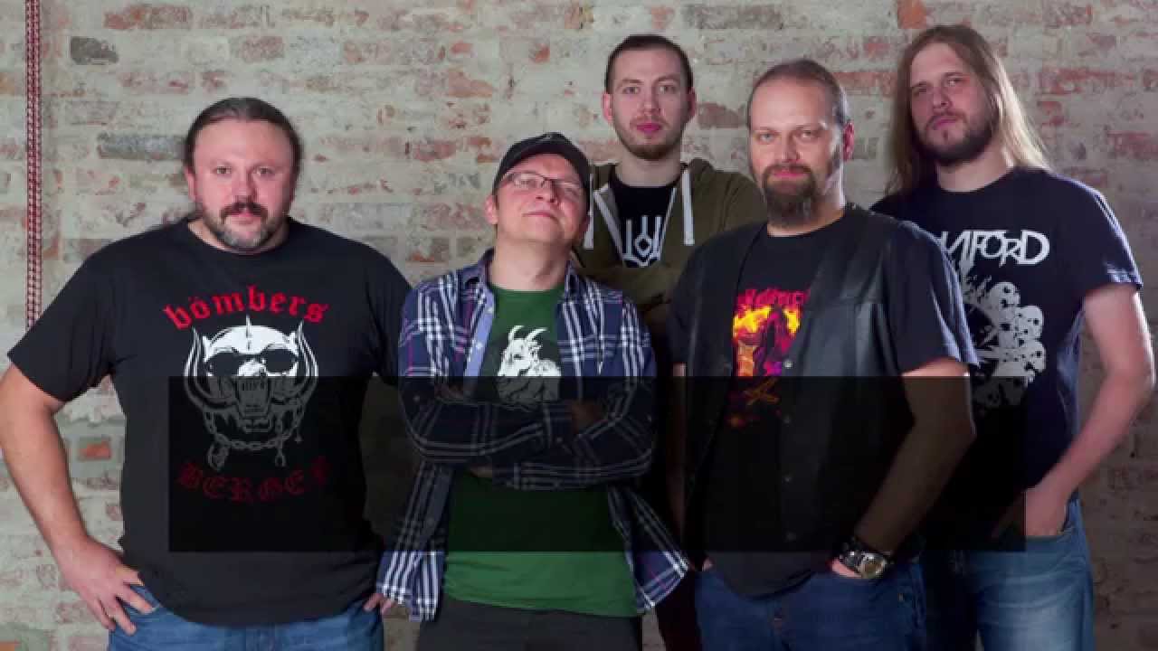 LEASH EYE O POSZUKIWANIU WOKALISTY - listopad 2015