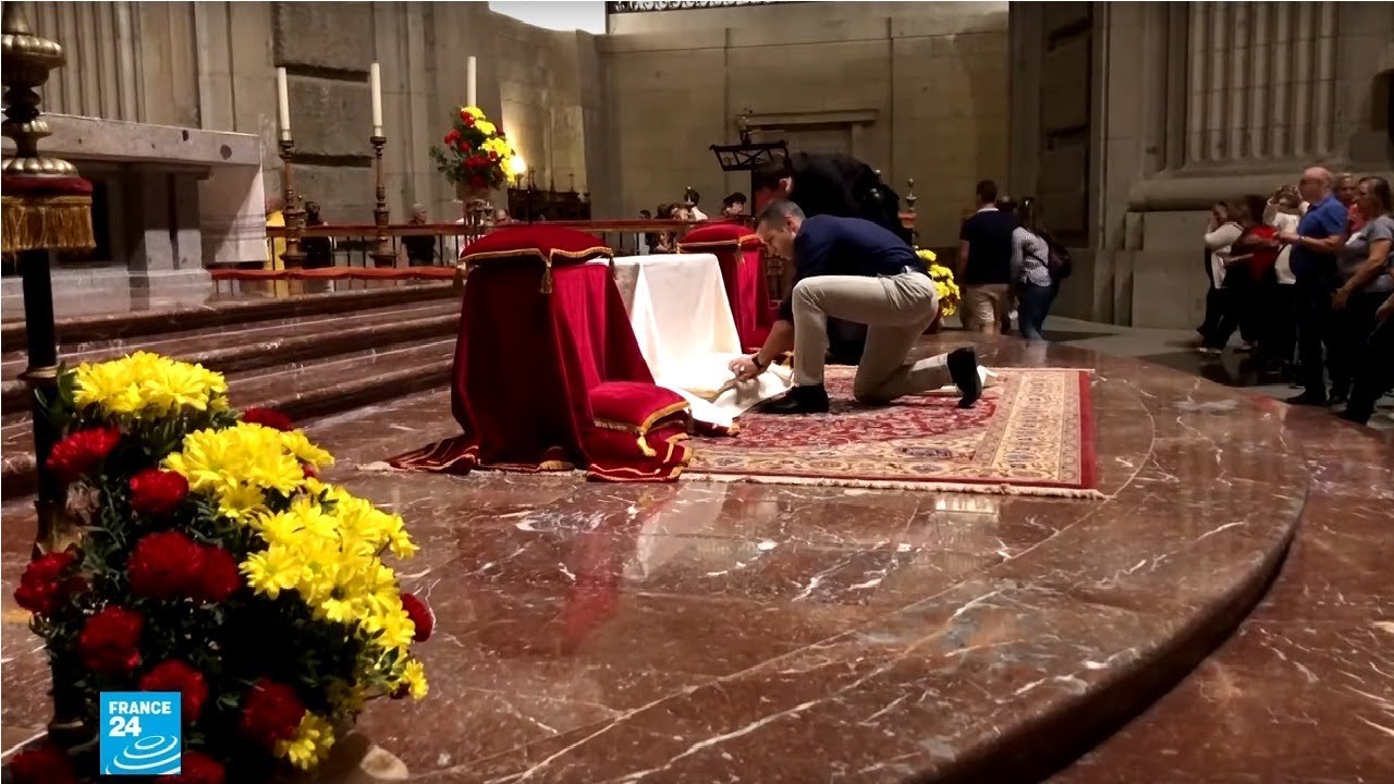 إسبانيا تعيد دفن الديكتاتور الإسباني فرانثيسكو فرانكو