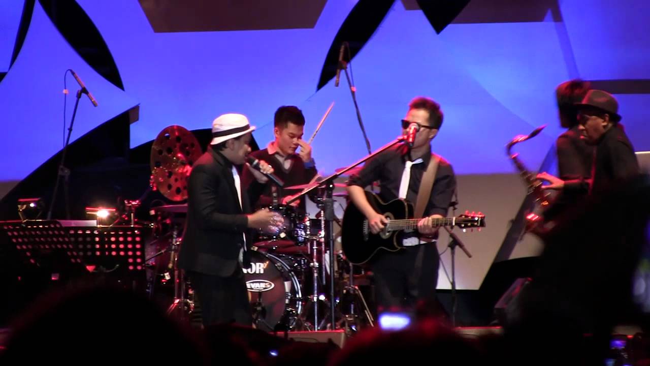 Trio Lestari - Malam Biru @ JJF 2012 [HD]
