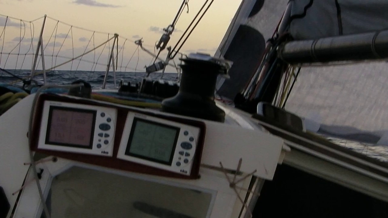 Andatura di bolina   Solent e randa con una mano   15 17 nodi di vento