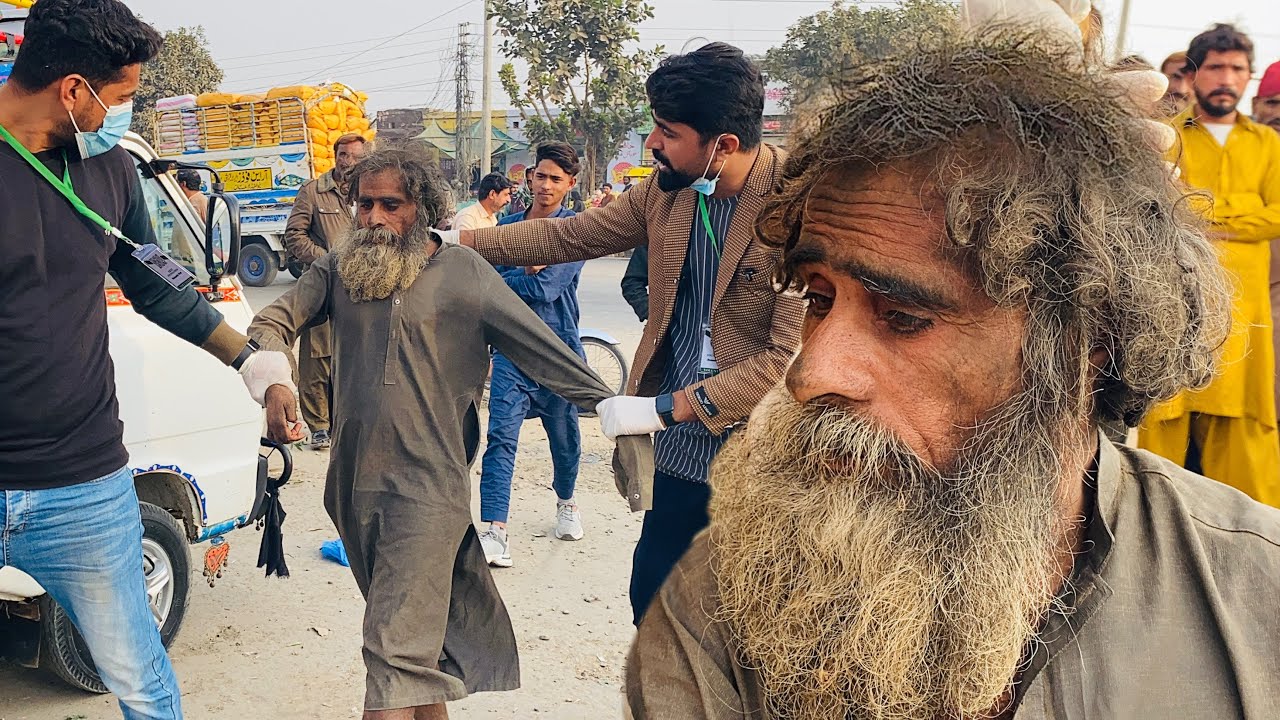 Years on the Footpath Changed Him Forever | An Old Man Who Lost His Language and Identity