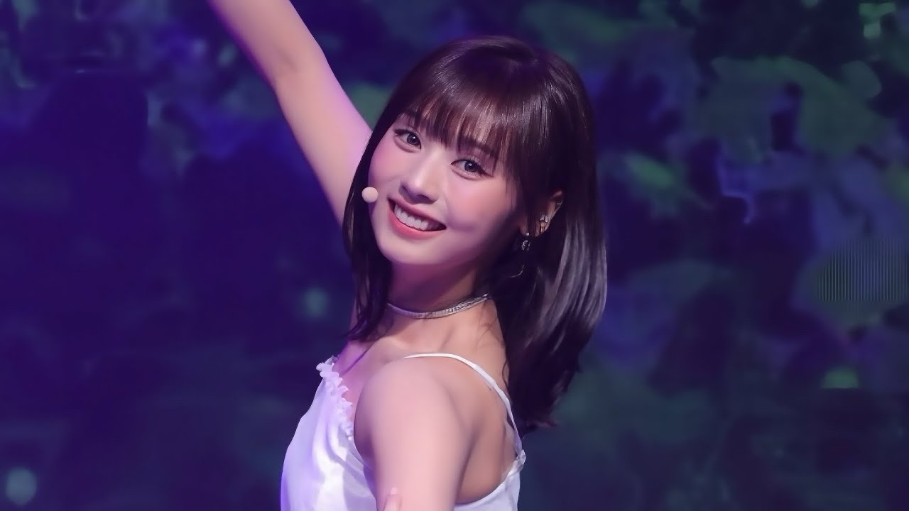 [4K] [FANCAM] 250608 유니스 진현주(UNIS HYEONJU) ‘‘뭐해?’라는 씨앗에서’ 직캠