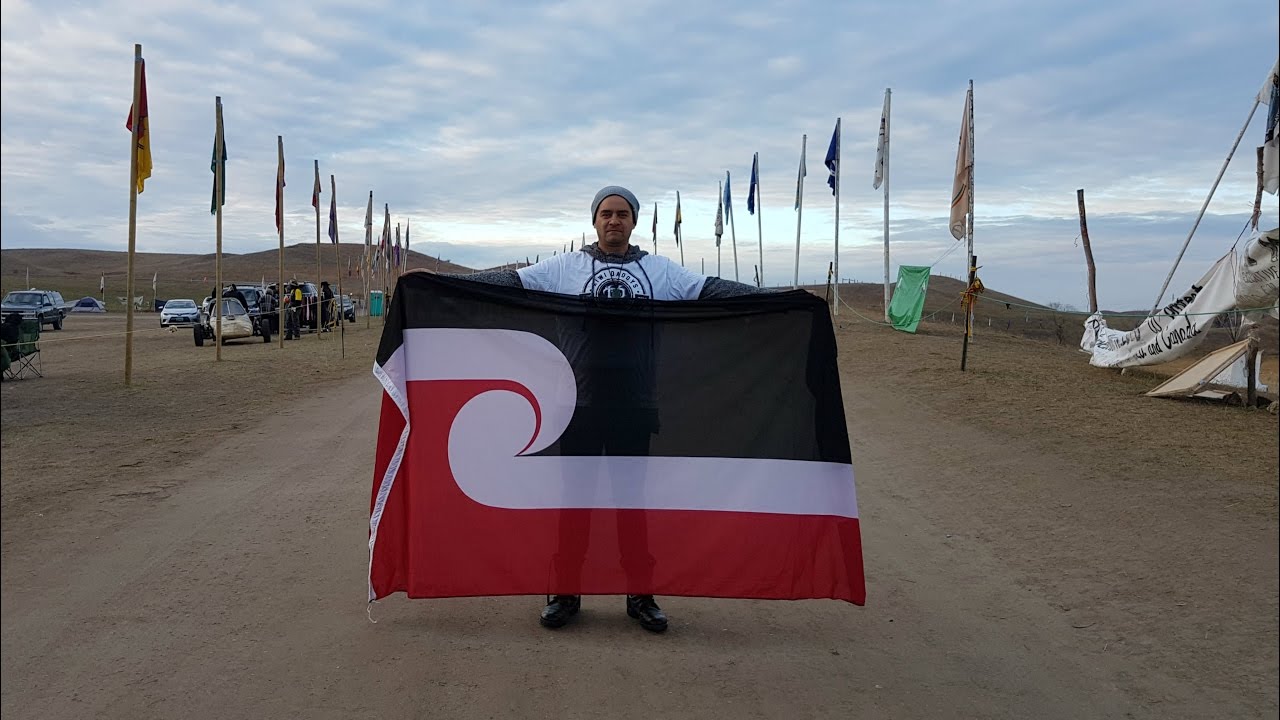 Maori stand with Standing Rock