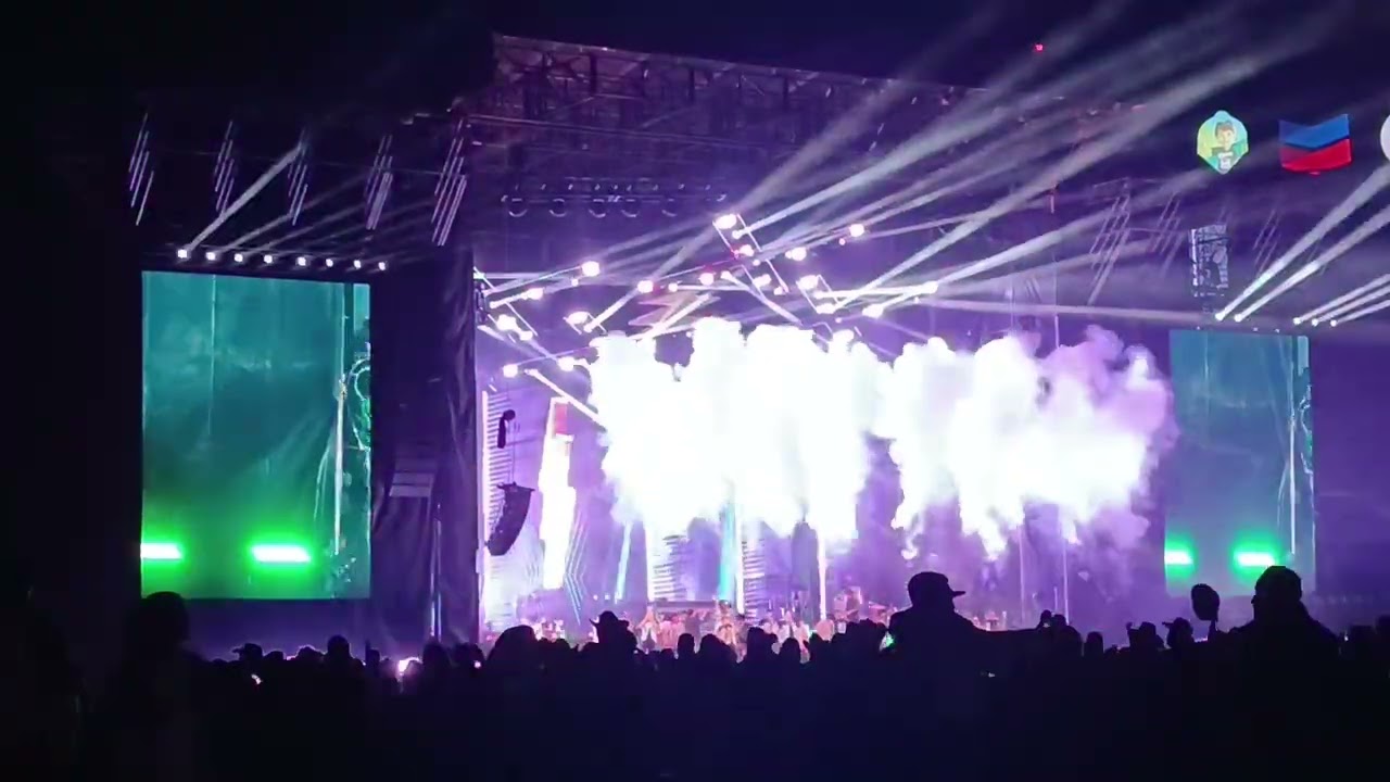 Grupo Firme - El Sinaloense - 14 de Febrero, Los Mochis (La última peda Tour)
