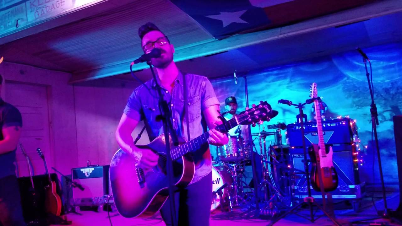Maybe You Can Love Me Anyway - Sean McConnell (Gruene Hall, New Braunfels) July 15, 2016