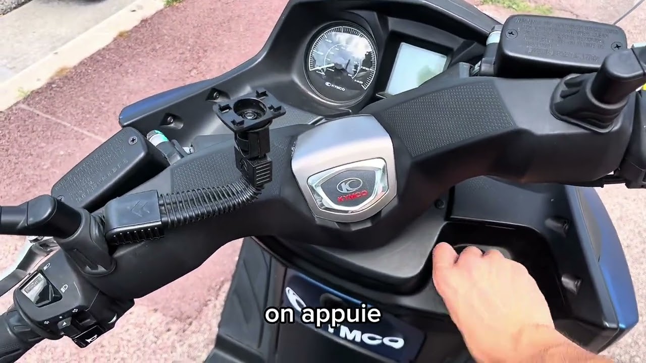 Comment utiliser le Kymco X-Town 125cc | Rentascoot