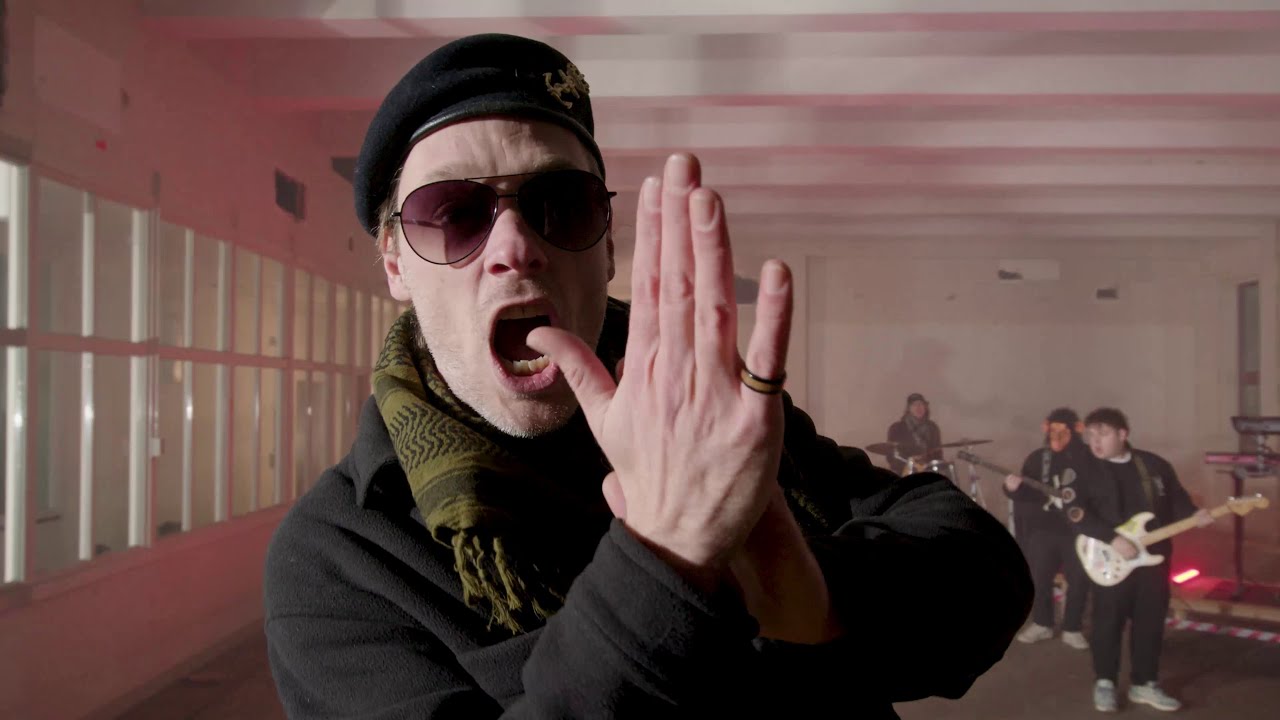 Primaat - Cavalerie (official video)